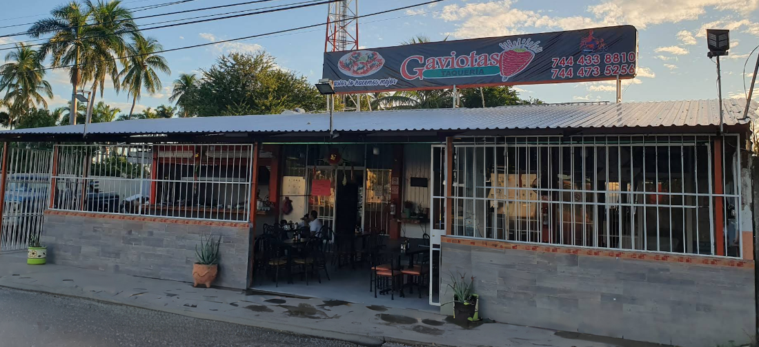 Fachada de Taquería Gaviotas